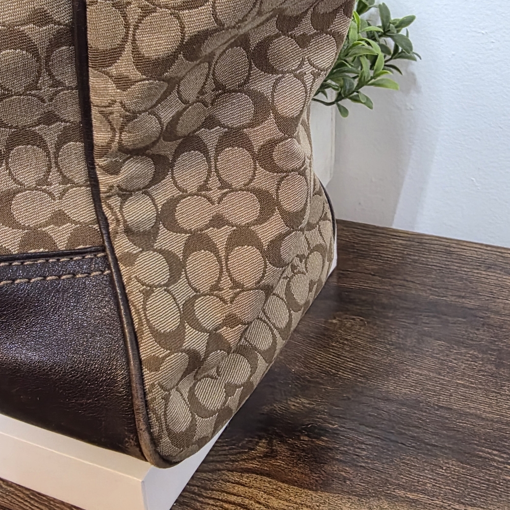Coach LEGACY Signature Tote Bag - Picture 5 of 13